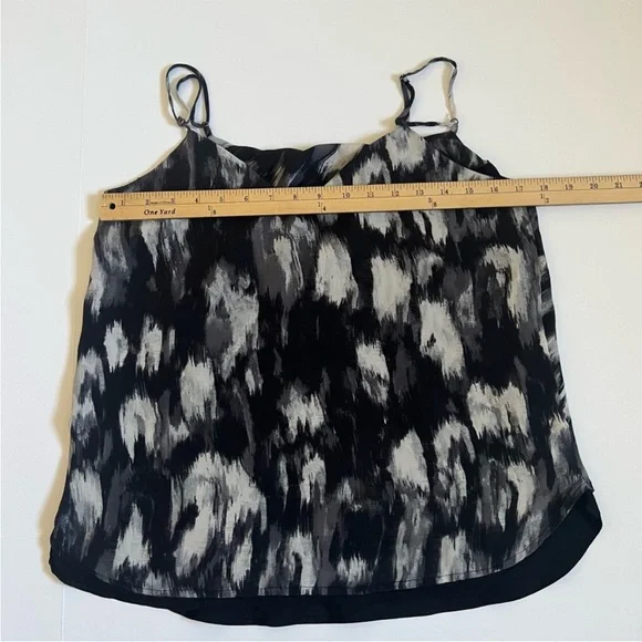 Haute Hippie Women’s Spaghetti Strap 💯 Silk Top Size Medium 🖤 - Picture 13 of 13